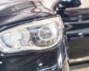 headlight needing headlight restoration.